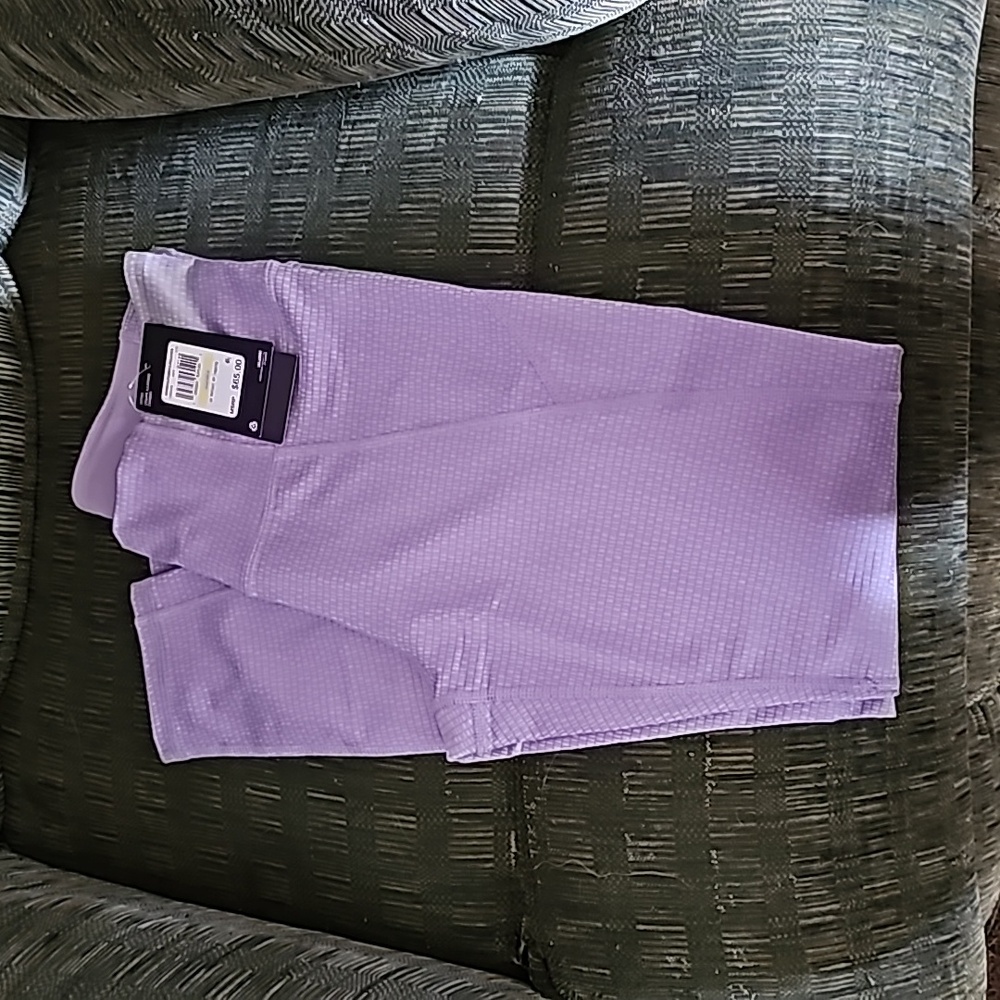 Ladies Under Armour leggings.